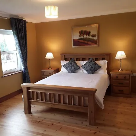 Bed and Breakfast Doonard Manor *