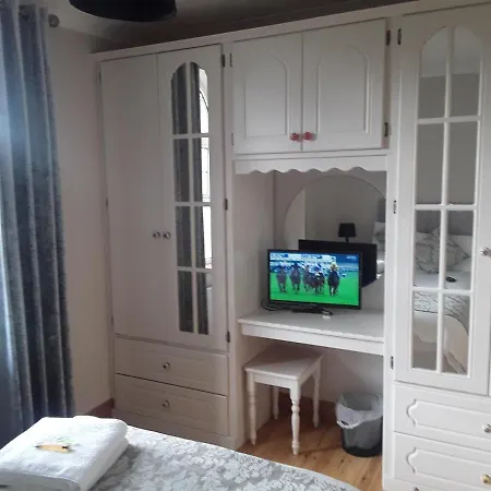 Couette-café Doonard Manor *