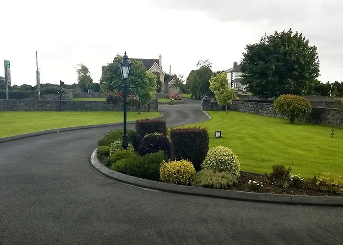 Doonard Manor